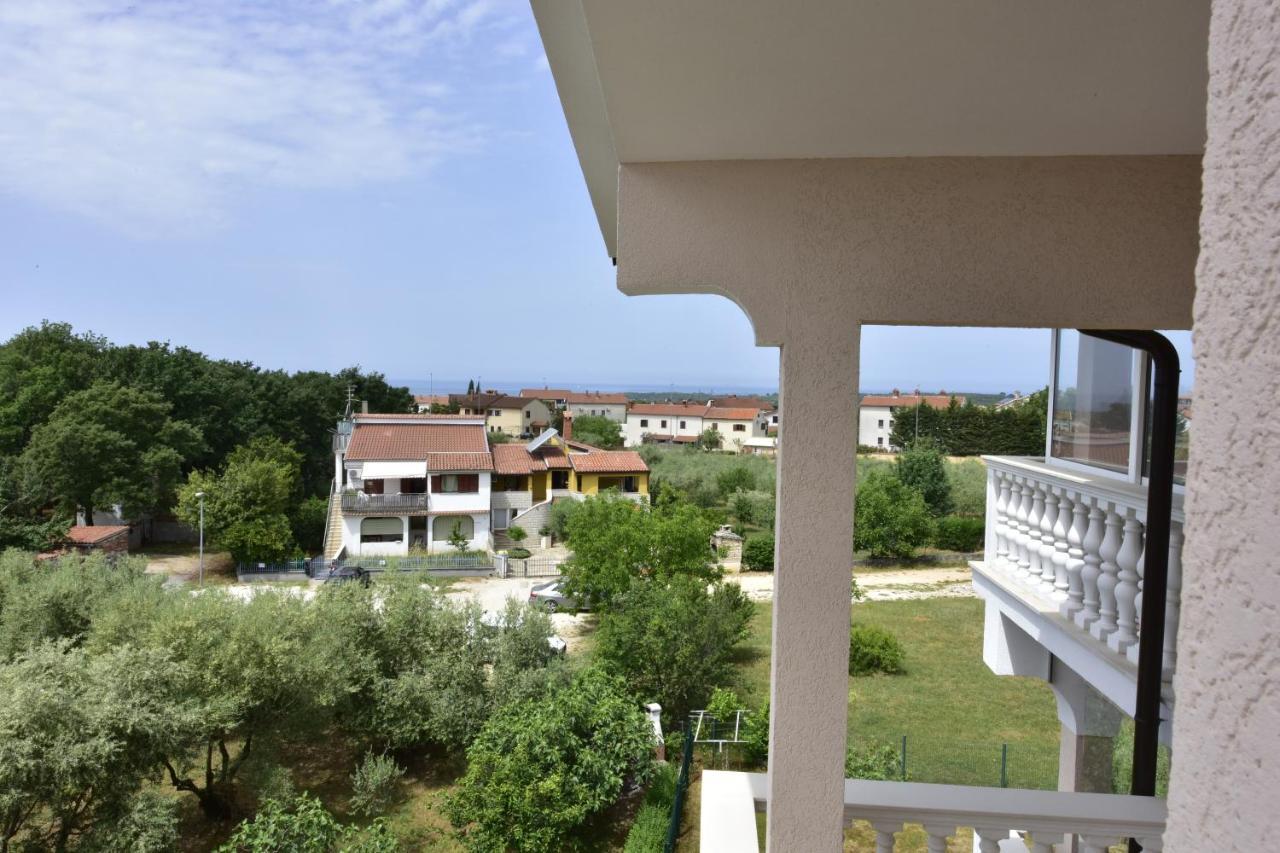 Apartments Elin Sofia Πόρετς Εξωτερικό φωτογραφία