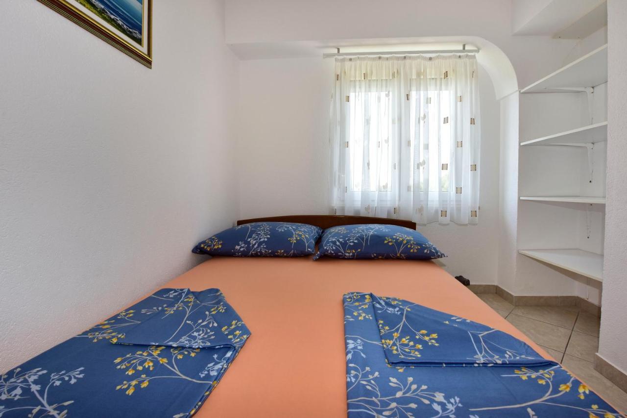 Apartments Elin Sofia Πόρετς Εξωτερικό φωτογραφία